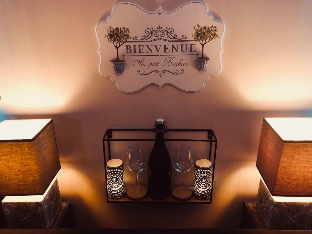 Bienvenue Au Petit Bonheur Daire Honfleur Dış mekan fotoğraf